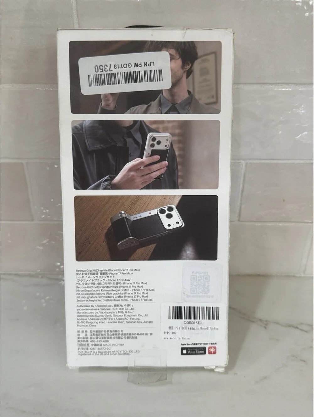 PGYTECH Retrova iPhone 17 Pro Max Camera Grip Kit
